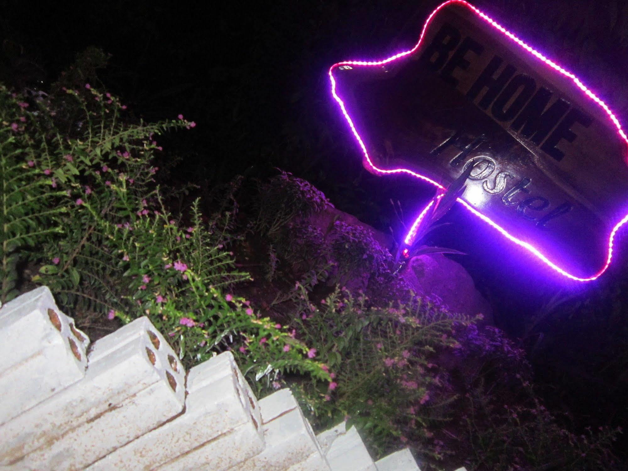 Be Home Hostel Phu Quoc Bagian luar foto